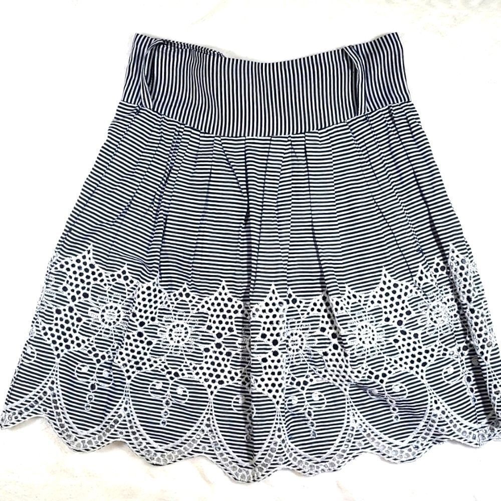 Kookai Black and White Skirt size 4